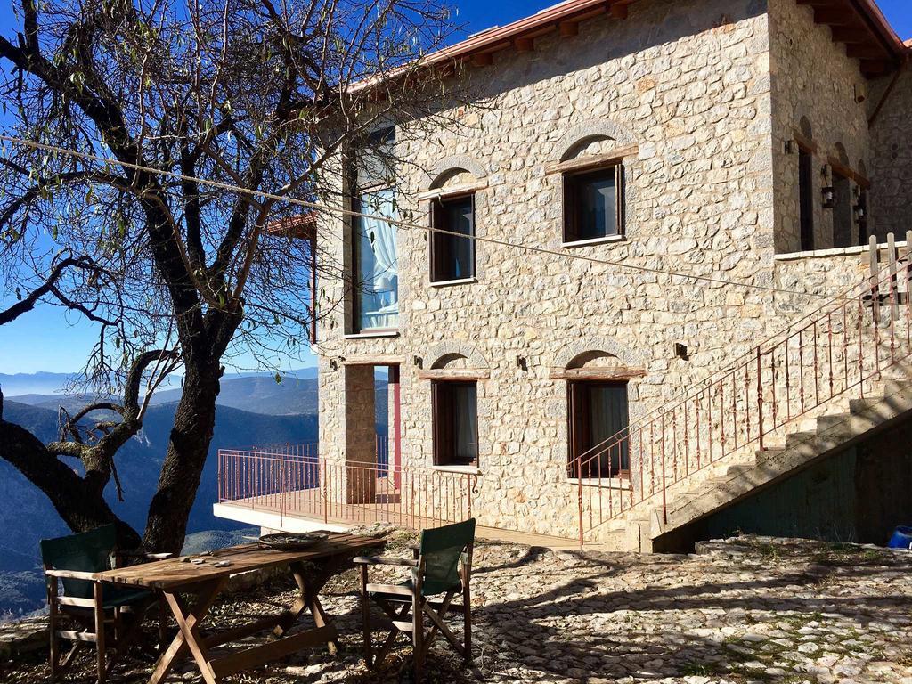 Almondhouse Suites With Fireplace - Adults Only Arachova Exteriör bild