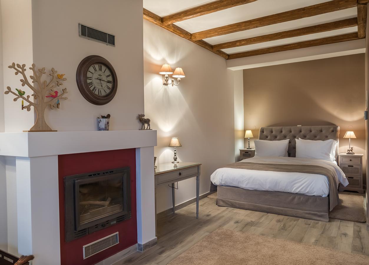 Almondhouse Suites With Fireplace - Adults Only Arachova Exteriör bild